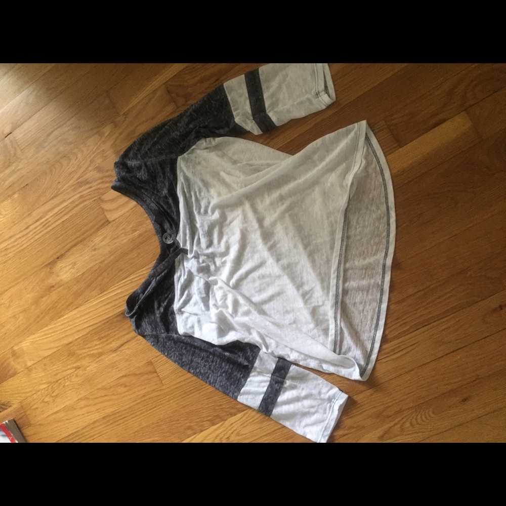 3/4 sleeve shirt